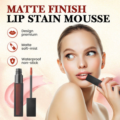 Lip Stain-Mousse mit reichhaltigem Pigment und mattem Finish